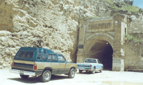 Entrada al Túnel de Ogarrio en Real del Catorce, S.L.P. México