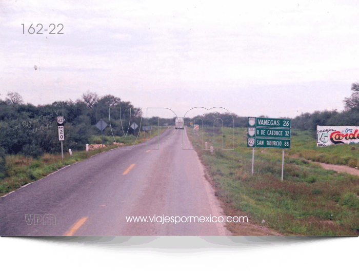 Carretera 15 km antes de la desviación que lleva al pueblo de Real del Catorce, S.L.P. México
