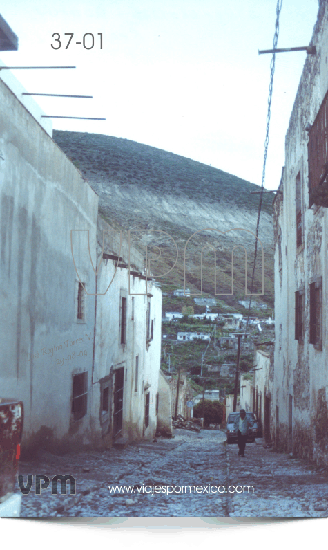 Otro de los callejones solitarios de Real de Catorce, S.L.P. México