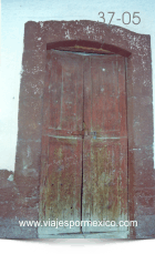 Puerta antigua en el pueblo de Real de Catorce, S.L.P. México