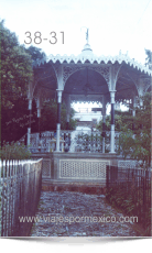 Otra vista del Kiosko en el jardín de Real de Catorce, S.L.P. México