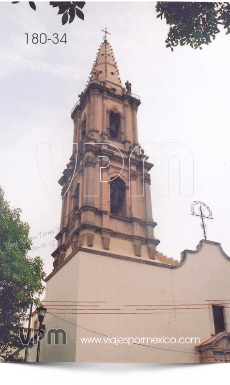 Iglesia en la Av. Madero del Barrio de San Antonio, Aguascalientes, Ags. México