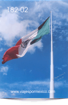Preciosa foto de La Bandera de México en el Parque Museo de las tres Centurias en Aguascalientes, Ags. México