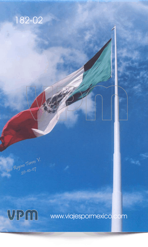 Preciosa foto de La Bandera de México en el Parque Museo de las tres Centurias en Aguascalientes, Ags. México