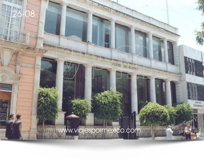 Palacio del poder legislativo en la parte centro de Aguascalientes, Ags. México