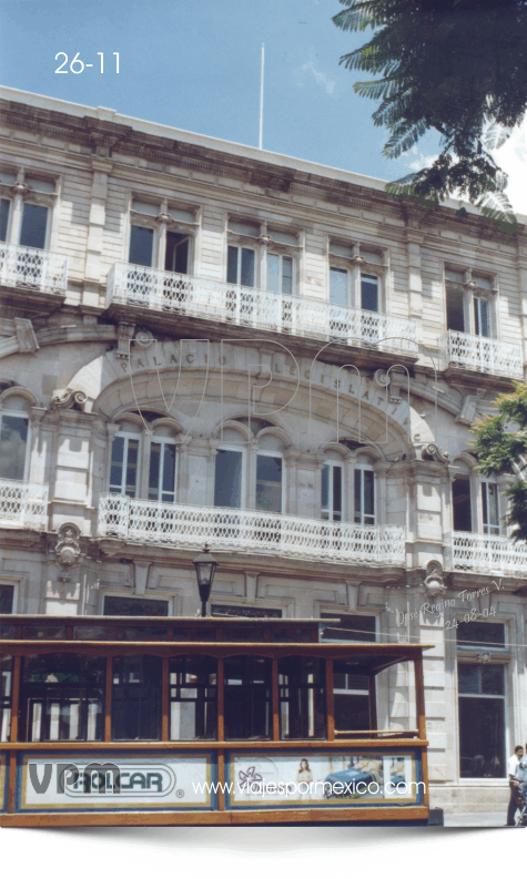 Edificio del Palacio del poder legislativo en el centro de Aguascalientes, Ags. México