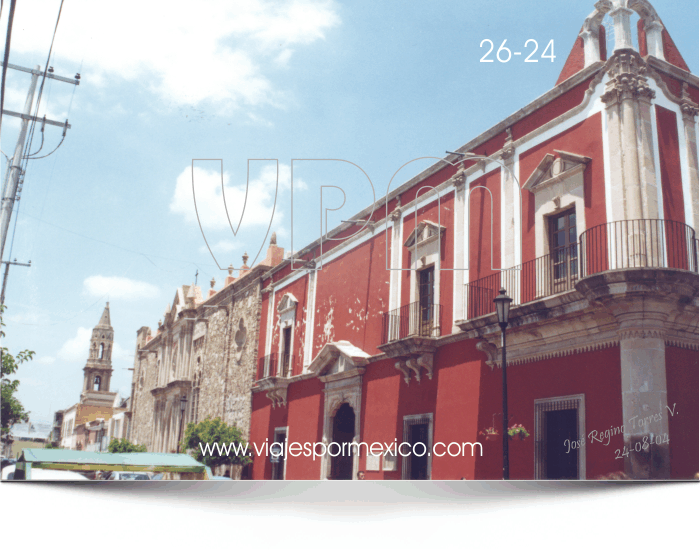 Avenida en la zona centro de Aguascalientes, Ags. México