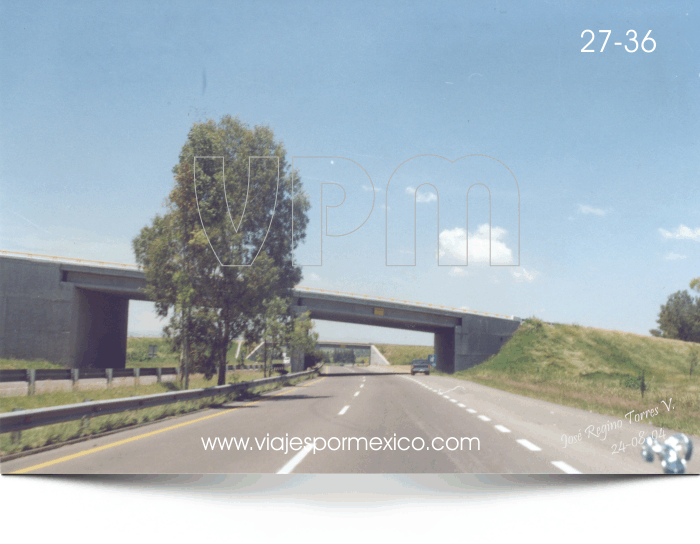 Carretera Aguascalientes-Zacatecas a la altura de Rincón de Romos en Aguascalientes, México