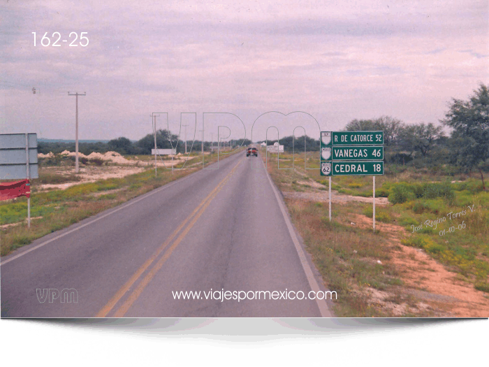 Carretera Matehuala-Cedral-Desviación al pueblo de Real de Catorce, S.L.P. México
