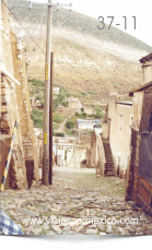 Otro Callejón al pie del cerro en Real de Catorce, S.L.P. México