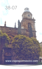 Entrada y Torre de la Parroquia de la Purísima Concepción en Real de Catorce, S.L.P. México