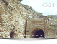 Entrada al Túnel de Ogarrio en la salida del pueblo de Real de Catorce, S.L.P. México